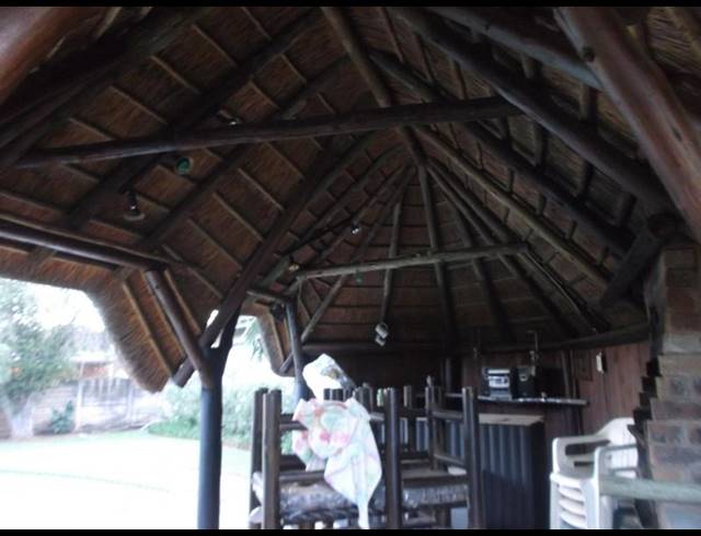 8 BEDROOM HOUSE FOR SALE IN SONLAND PARK